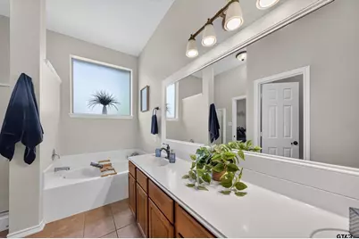 1907 Silver Cove, Whitehouse, TX 75791 - Photo 14