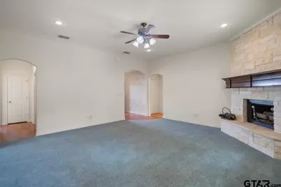 201 Bedford, Bullard, TX 75757 - Photo 10