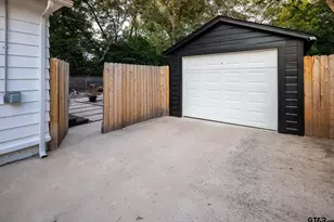 1804 Belmont, Tyler, TX 75701 - Photo 32