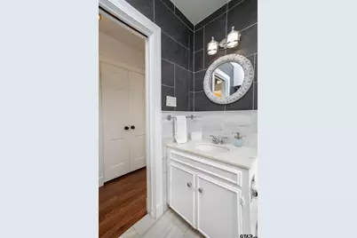 2017 Hilltop, Tyler, TX 75701 - Photo 18