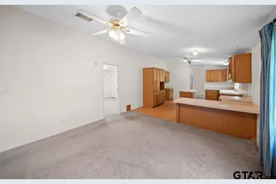 21133 Joe Paul, Chandler, TX 75758 - Photo 8