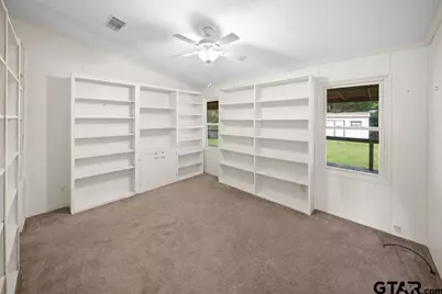 21133 Joe Paul, Chandler, TX 75758 - Photo 28