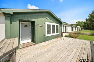 21133 Joe Paul, Chandler, TX 75758 - Photo 2