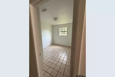 804 Travis, Jacksonville, TX 75766 - Photo 6