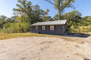 21045 Fm 16 W, Lindale, TX 75771 - Photo 2