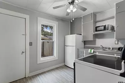 1403 S Robertson, Tyler, TX 75701 - Photo 40