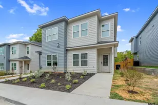 136 Belcher St, Mineola, TX 75773 - Photo 2