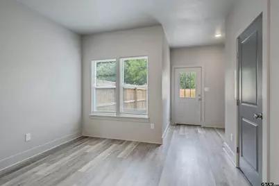 136 Belcher, Mineola, TX 75773 - Photo 10