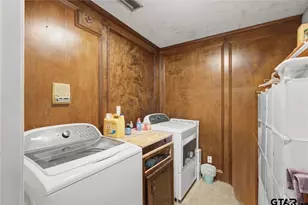 401 Adaway Ln, Henderson, TX 75652 - Photo 30