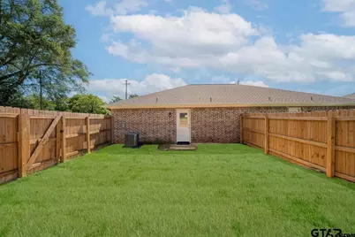 131 Francis Street, Hawkins, TX 75765 - Photo 4