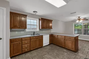 1613 Valley Brook, Longview, TX 75605 - Photo 6
