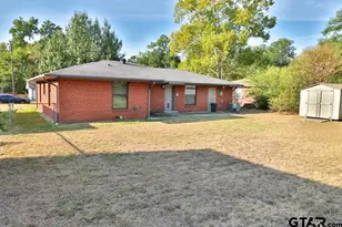 2402 Sampson Dr, Tyler, TX 75701 - Photo 8