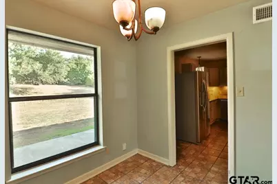 2402 Sampson Drive, Tyler, TX 75701 - Photo 18
