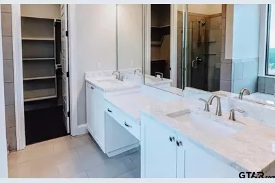 2981 Crest Ridge Drive Unit 6, Tyler, TX 75703 - Photo 4