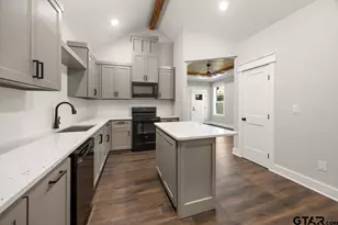 834 Devereaux St, Jacksonville, TX 75766 - Photo 8