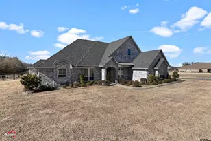 15631 Stallion Lake Blvd, Lindale, TX 75771 - Photo 4