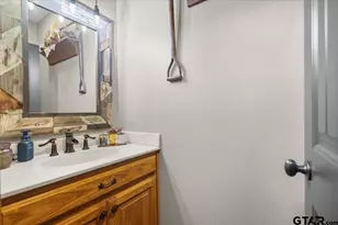 14955 FM2010, Chandler, TX 75758 - Photo 32