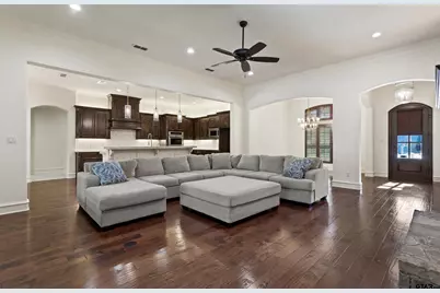 1209 Cambridge Bend, Tyler, TX 75703 - Photo 4