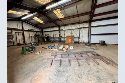 2000 E Murchison St, Palestine, TX 75801 - Photo 28