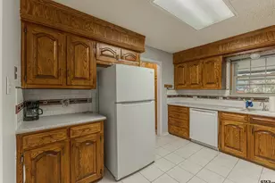 3863 Lamb Dr, Tyler, TX 75709 - Photo 8