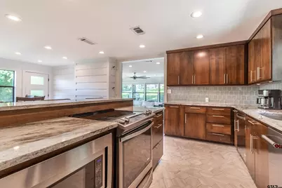 15807 N Peninsula, Whitehouse, TX 75791 - Photo 14