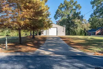 21881 Barron Rd, Chandler, TX 75758 - Photo 4