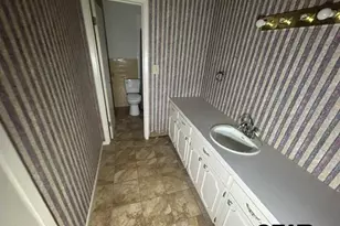412 Angelina St, Jacksonville, TX 75766 - Photo 8