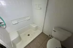 705 W Green St, Palestine, TX 75801 - Photo 14