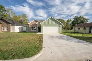 923 Putham St, Sulphur Springs, TX 75482 - Photo 1