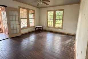 2412 E Houston St, Marshall, TX 75672 - Photo 4