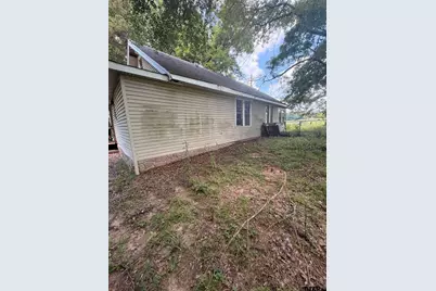 2412 E Houston St, Marshall, TX 75672 - Photo 2