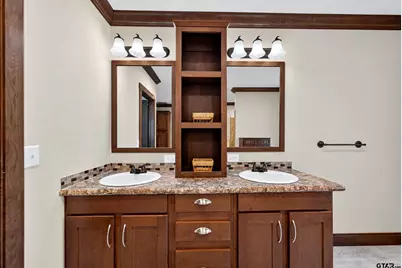 21138 County Road 4202, Chandler, TX 75758 - Photo 26