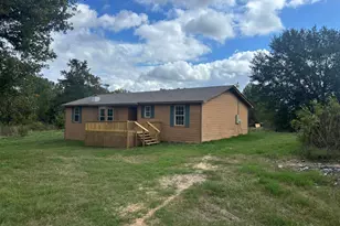 829 Co Rd 3318, Pittsburg, TX 75686 - Photo 1