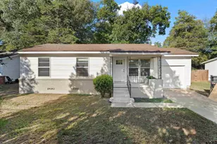 803 Parkview, Kilgore, TX 75662 - Photo 2