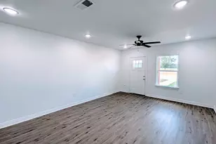 105 Chestnut Circle, Tyler, TX 75707 - Photo 4