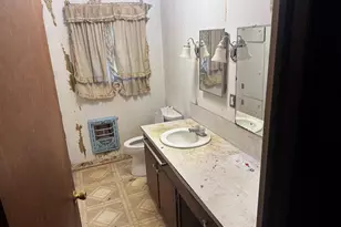 201 Hussey Cir, Winona, TX 75792 - Photo 6