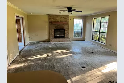 421 Polly St, Bullard, TX 75757 - Photo 6