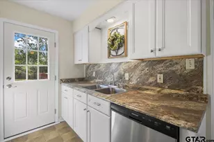 2615 Shady Bluff, Tyler, TX 75707 - Photo 20