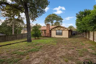 2615 Shady Bluff, Tyler, TX 75707 - Photo 36