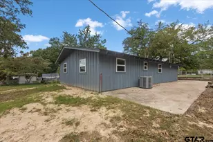 204 Kates St, Troup, TX 75789 - Photo 20