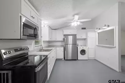 204 Kates Street, Troup, TX 75789 - Photo 8