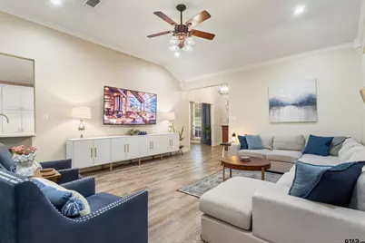 219 Canyon Dr, Hideaway, TX 75771 - Photo 4