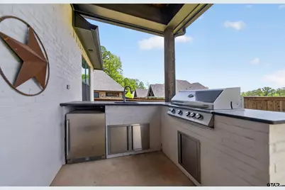 1572 Maple Circle, Tyler, TX 75703 - Photo 44