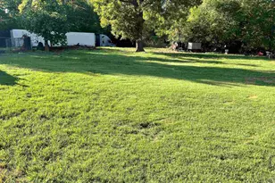 1107 Calhoun, Palestine, TX 75802 - Photo 12