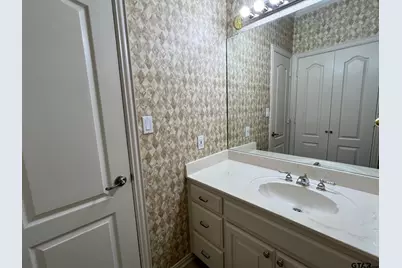 705 Kingswood Dr., Tyler, TX 75703 - Photo 38