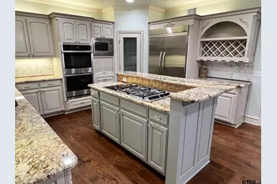 705 Kingswood Dr., Tyler, TX 75703 - Photo 12