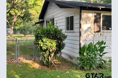 137 Frances St, Mineola, TX 75773 - Photo 2