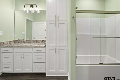 802 S Newsom Street, Mineola, TX 75773 - Photo 18