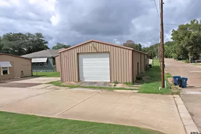 415 W McDonald St, Mineola, TX 75773 - Photo 6