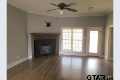 305 Rita, Lindale, TX 75771 - Photo 2